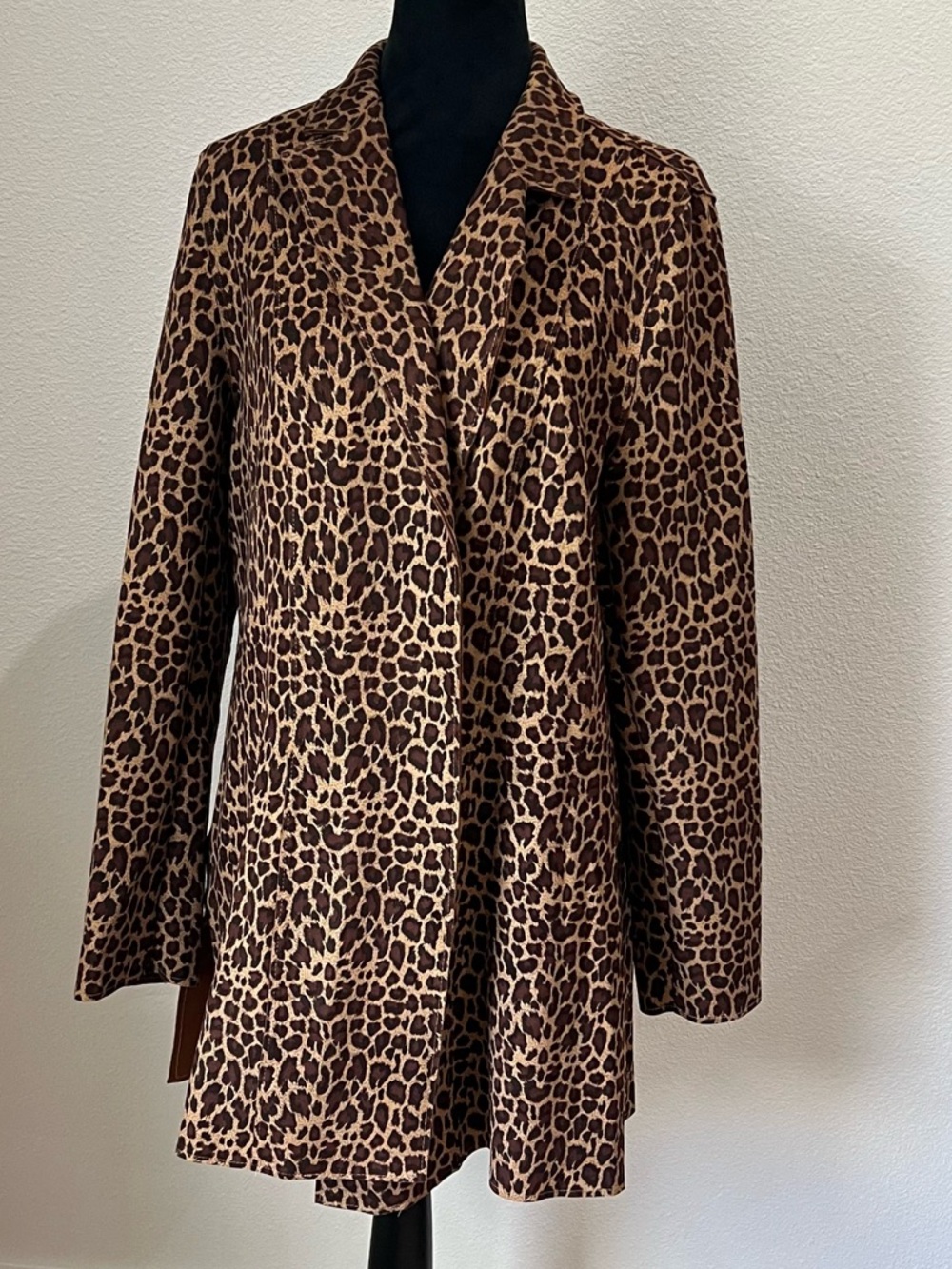 Peter Nygard Leopard-Print Blazer in Brown and Cream Size L
